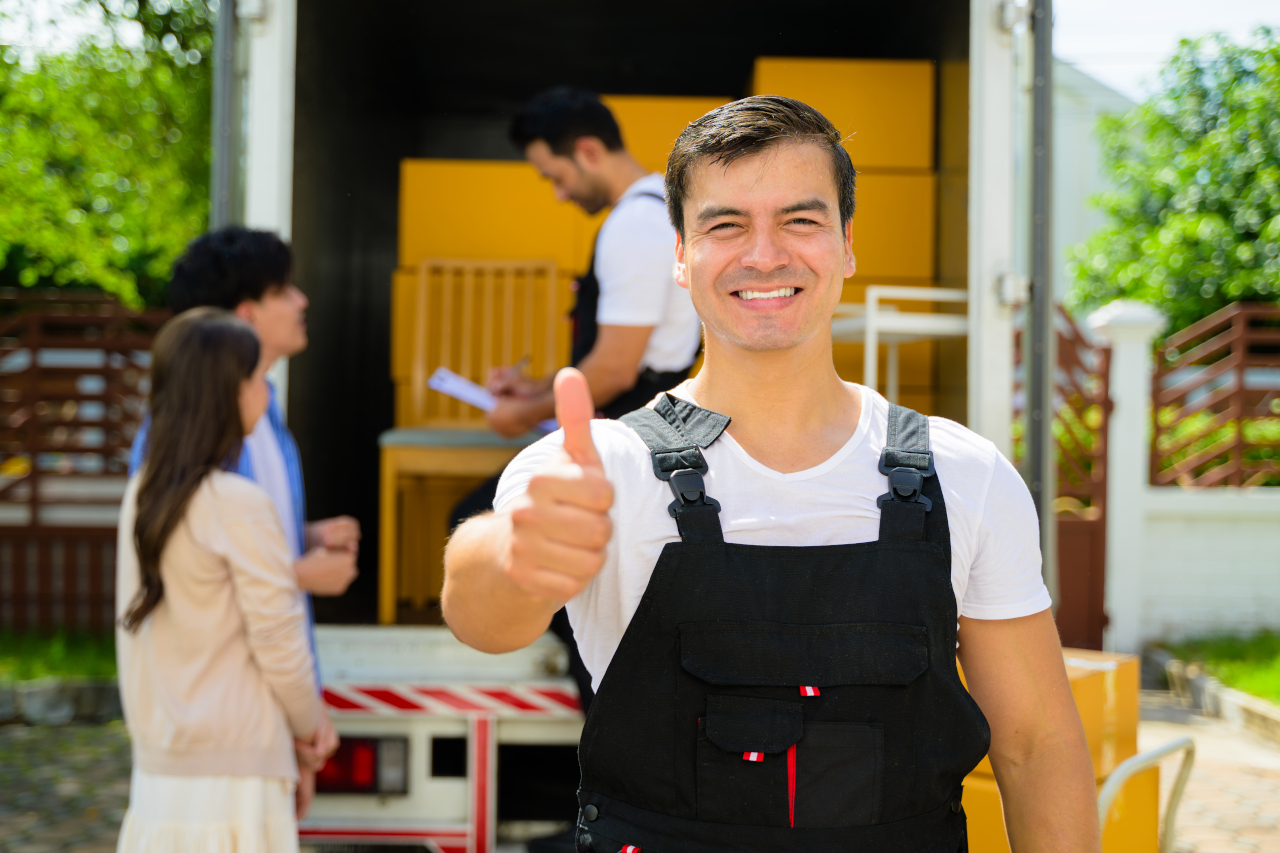 ¿Cómo elegir la mejor empresa de mudanzas en Alicante? Guía de supervivencia y comparativa 2026 ¿Cómo elegir la mejor empresa de mudanzas en Alicante? Guía de supervivencia y comparativa 2026